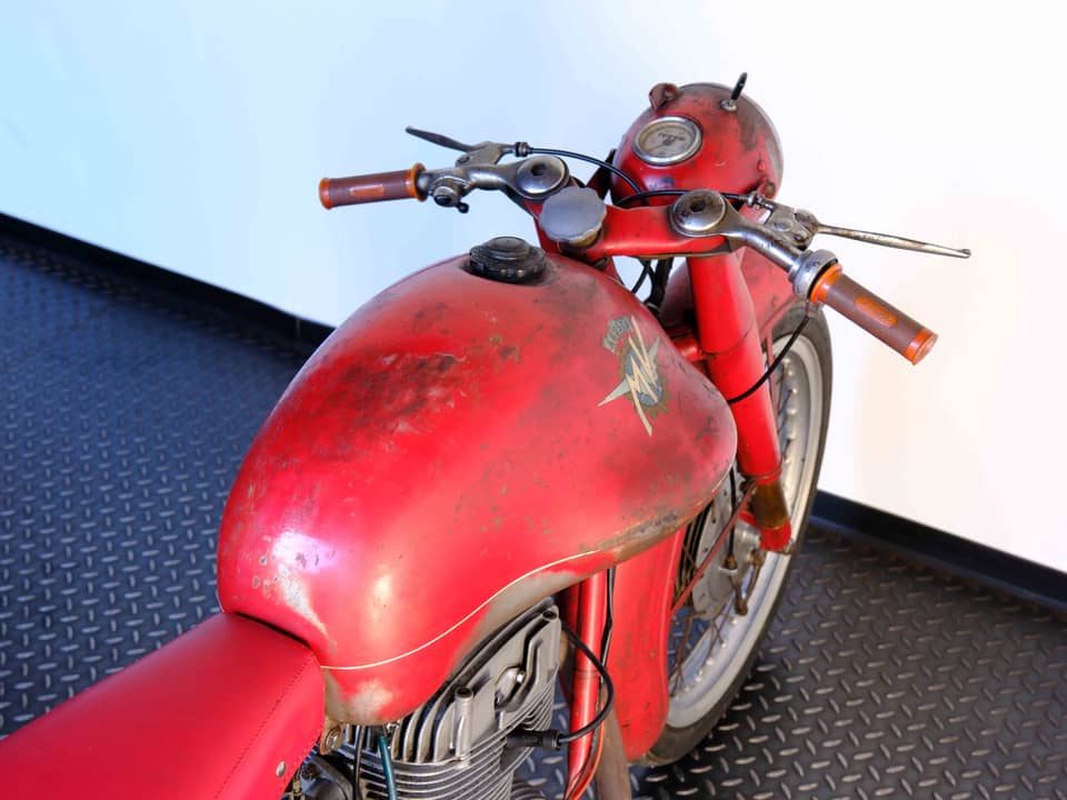 Image 70/83 of MV Agusta 175 CS Sport Disco Volante (1955)