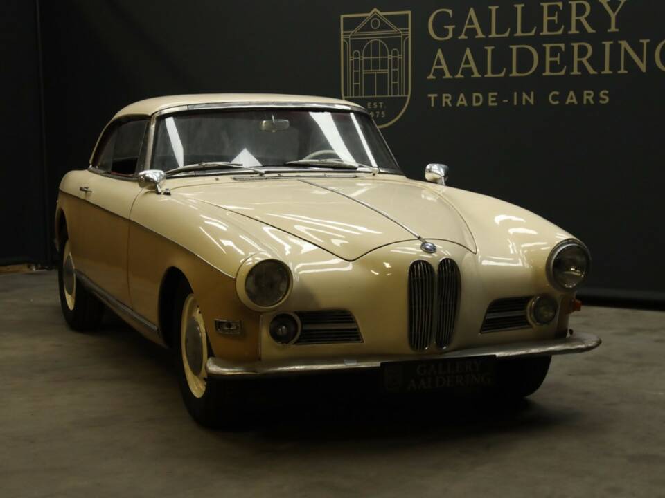 Immagine 23/50 di BMW 503 (1957)