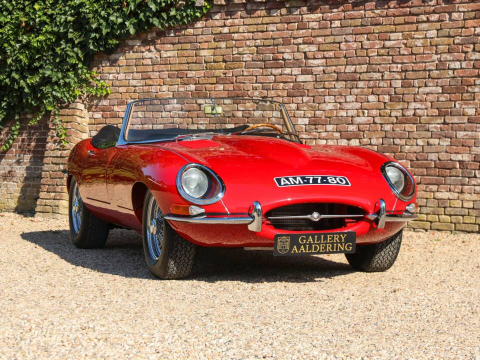 Image 39/50 de Jaguar Type E 3.8 (1964)