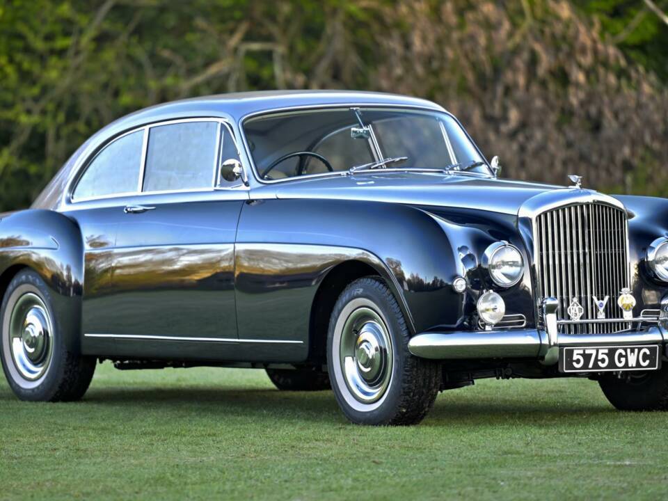 Immagine 2/50 di Bentley S 1 Continental (1955)