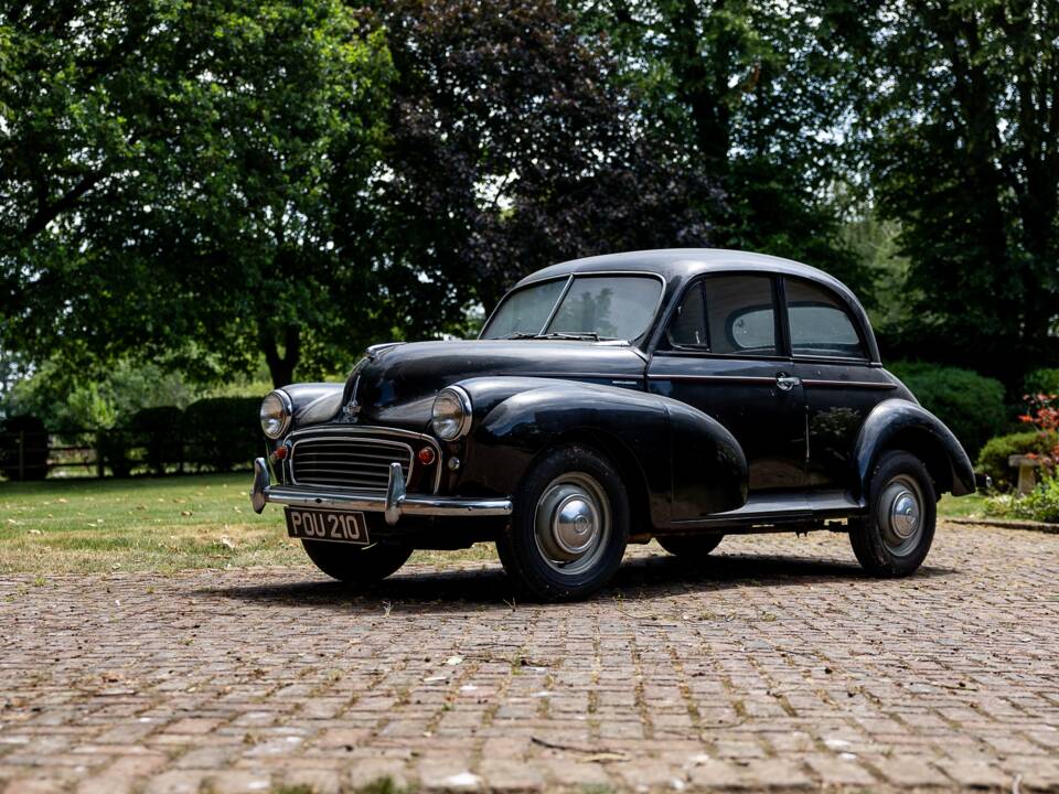 Image 11/36 of Morris Minor 1000 (1956)