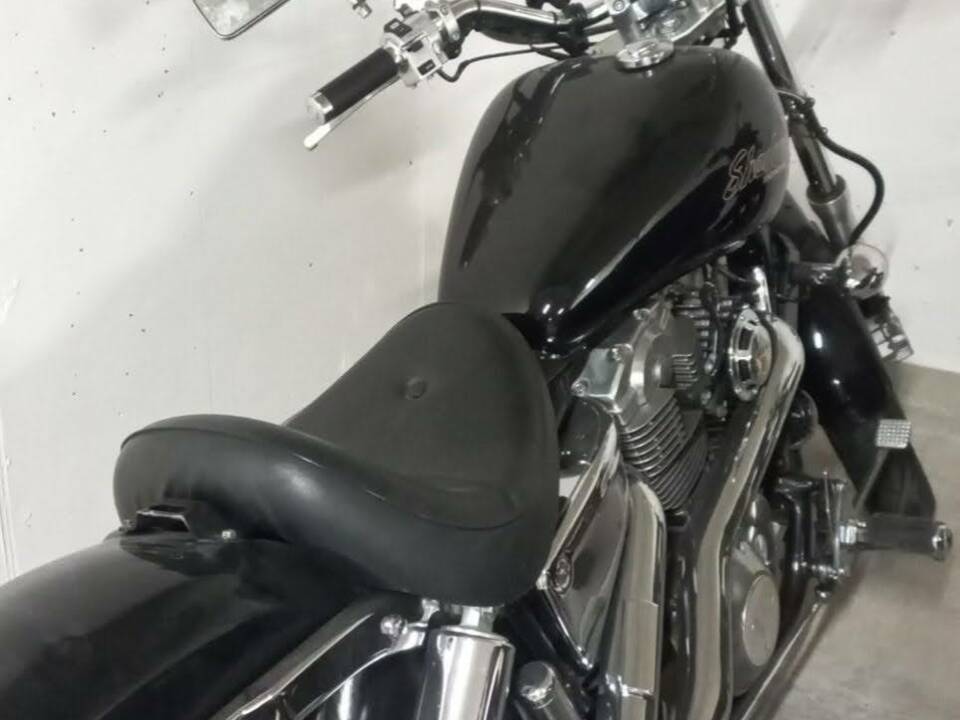 Immagine 5/5 di Honda VT 1100C Shadow (1989)