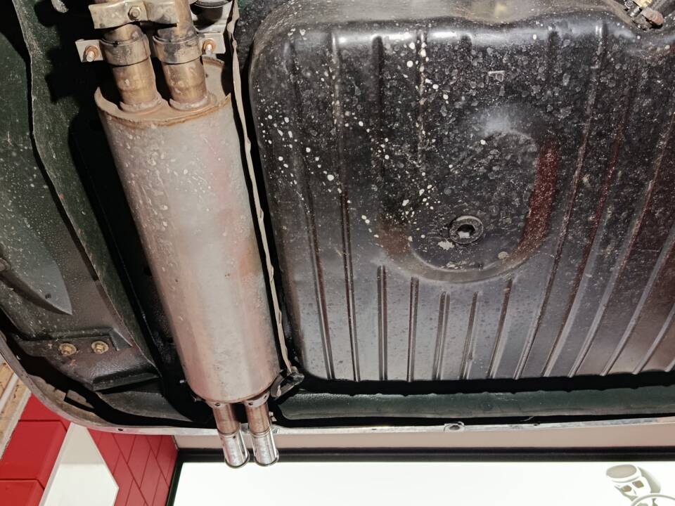 Image 40/54 of Mercedes-Benz 280 SE 3,5 (1970)