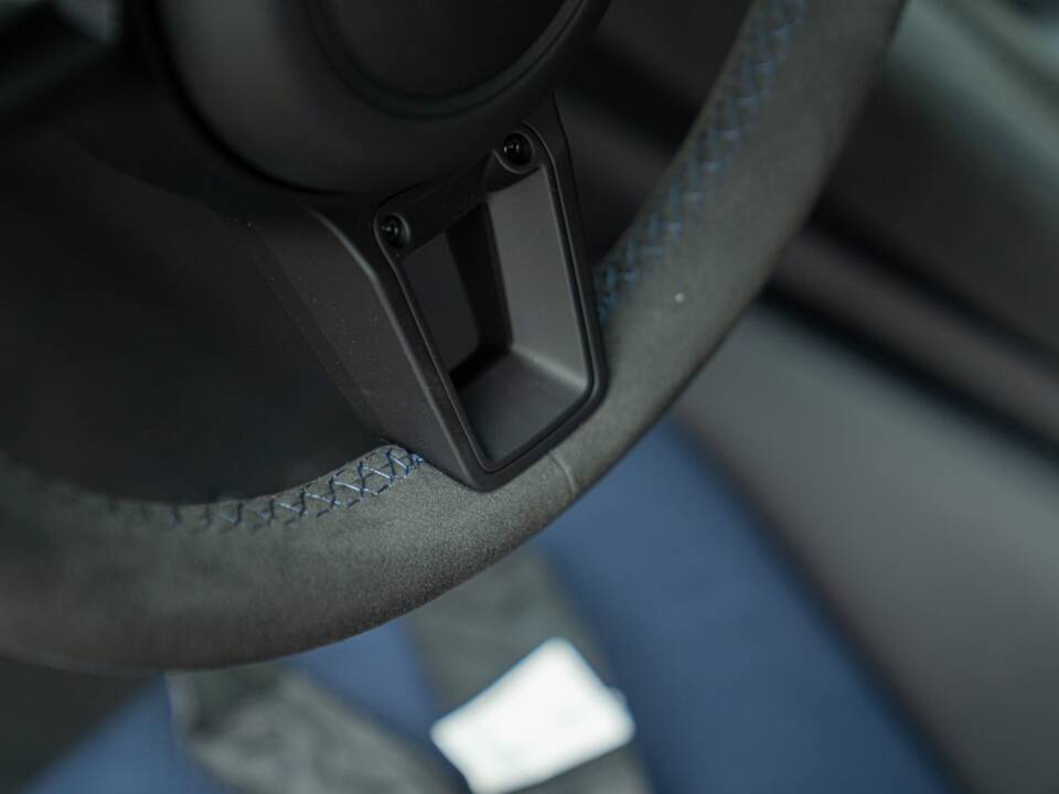 Image 42/100 of Porsche 718 Cayman GT4 RS Weissach (2024)