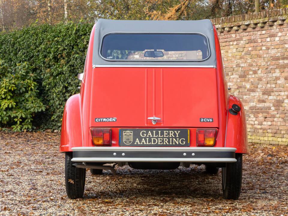 Image 38/50 of Citroën 2 CV 6 (1985)