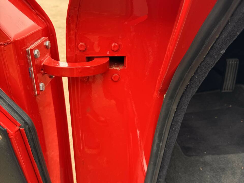 Image 40/77 of Jaguar XK 150 3.4 S OTS (1958)