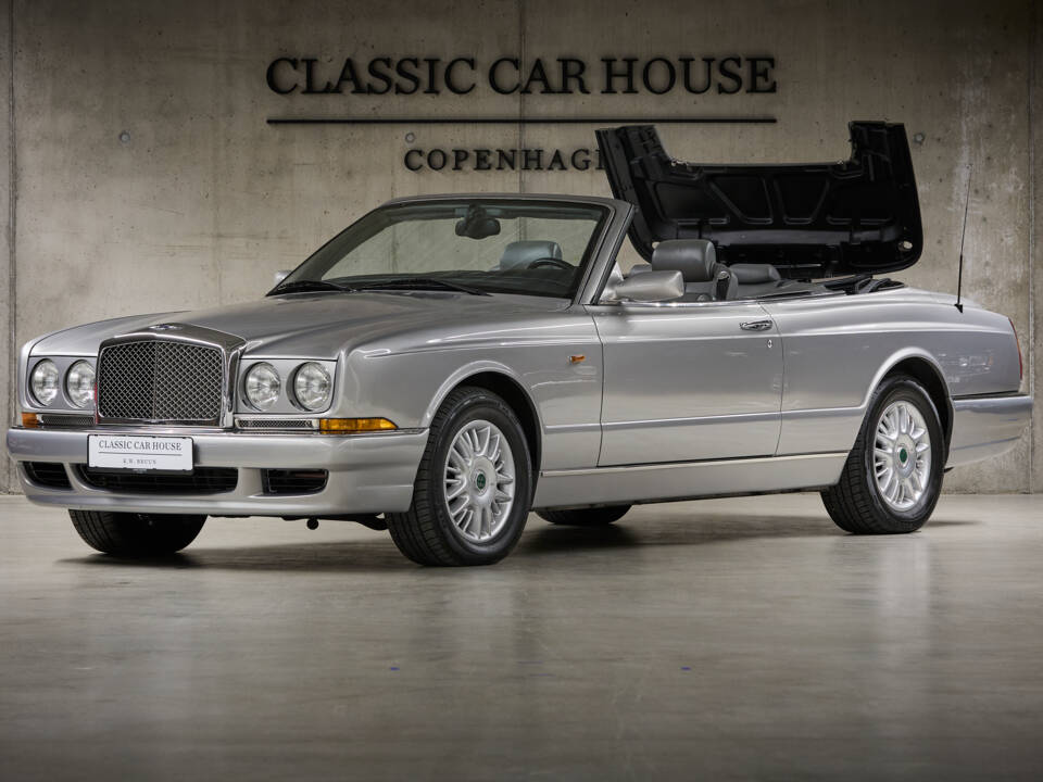 Image 75/77 of Bentley Azure (2001)