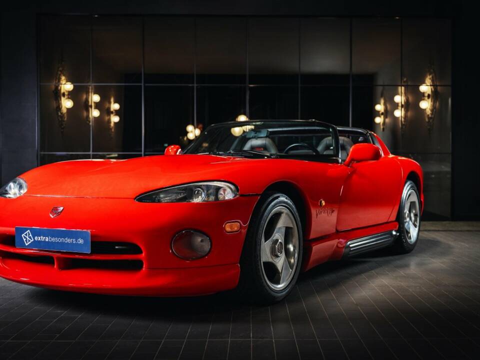 Image 2/15 of Dodge Viper RT/10 (1994)