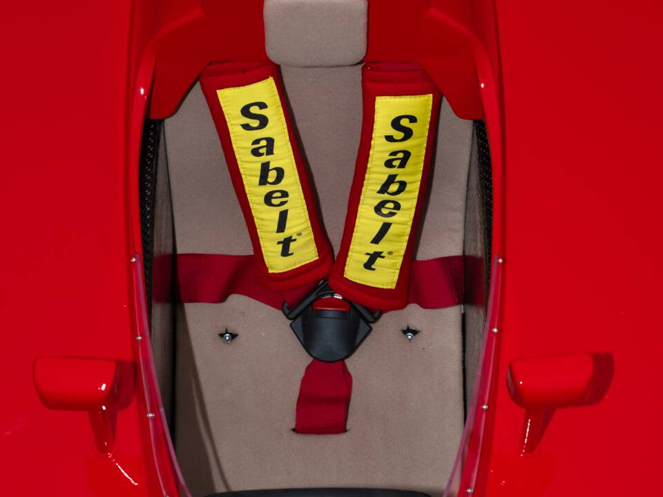 Image 50/85 of Ferrari 641 (1990)