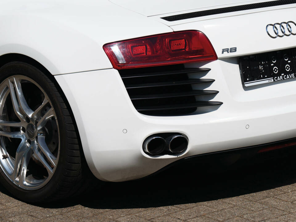 Bild 30/53 von Audi R8 (2008)