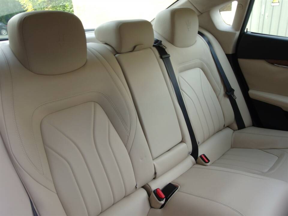 Image 74/98 of Maserati Quattroporte GTS (2015)