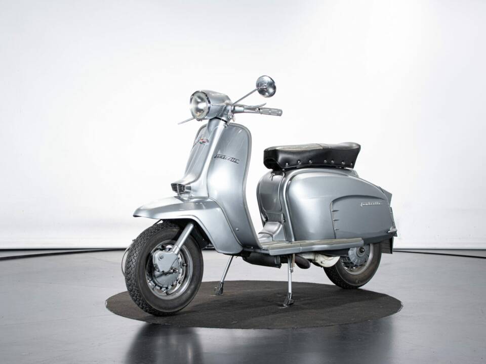 Imagen 8/41 de Innocenti Lambretta Li Special 125 (1966)