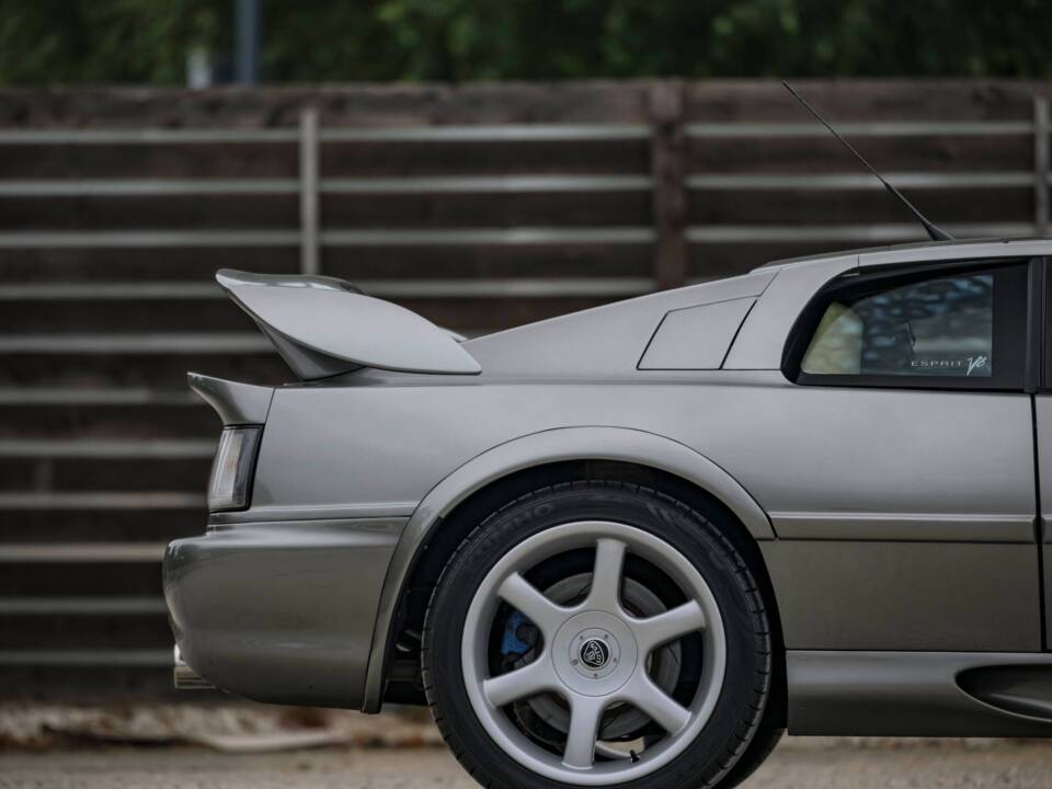 Afbeelding 8/8 van Lotus Esprit V8 SE (1997)