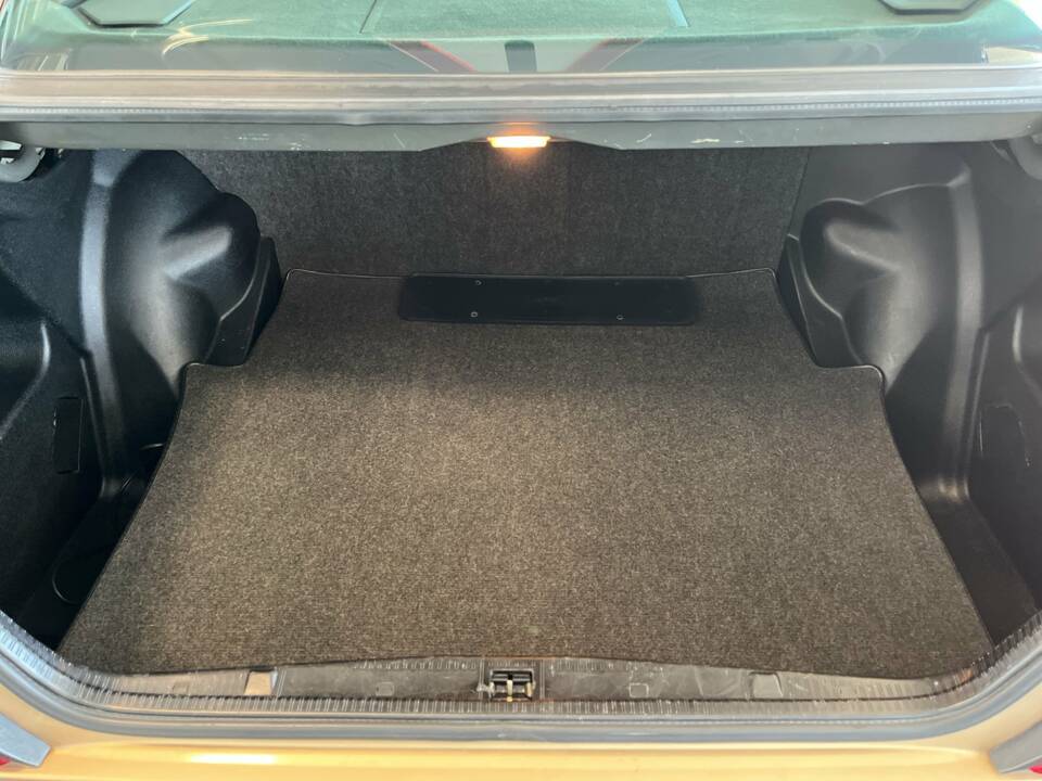 Bild 18/22 von Mercedes-Benz 300 E 4-Matic (1988)