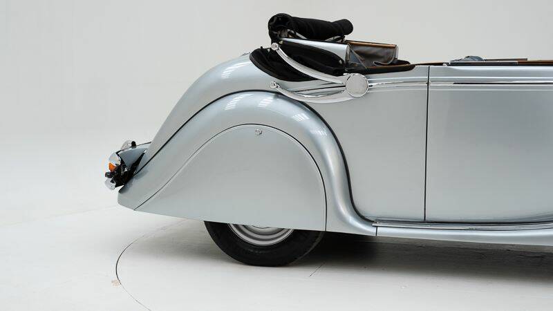 Bild 11/15 von Jaguar Mk V 3.5 Liter (1949)