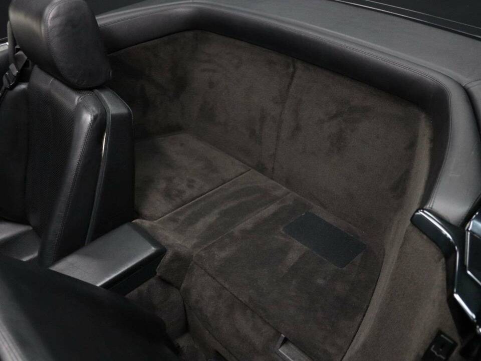 Bild 21/50 von Mercedes-Benz 500 SL (1991)