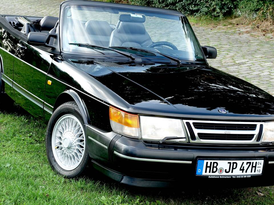 Bild 2/13 von Saab 900 S (1992)