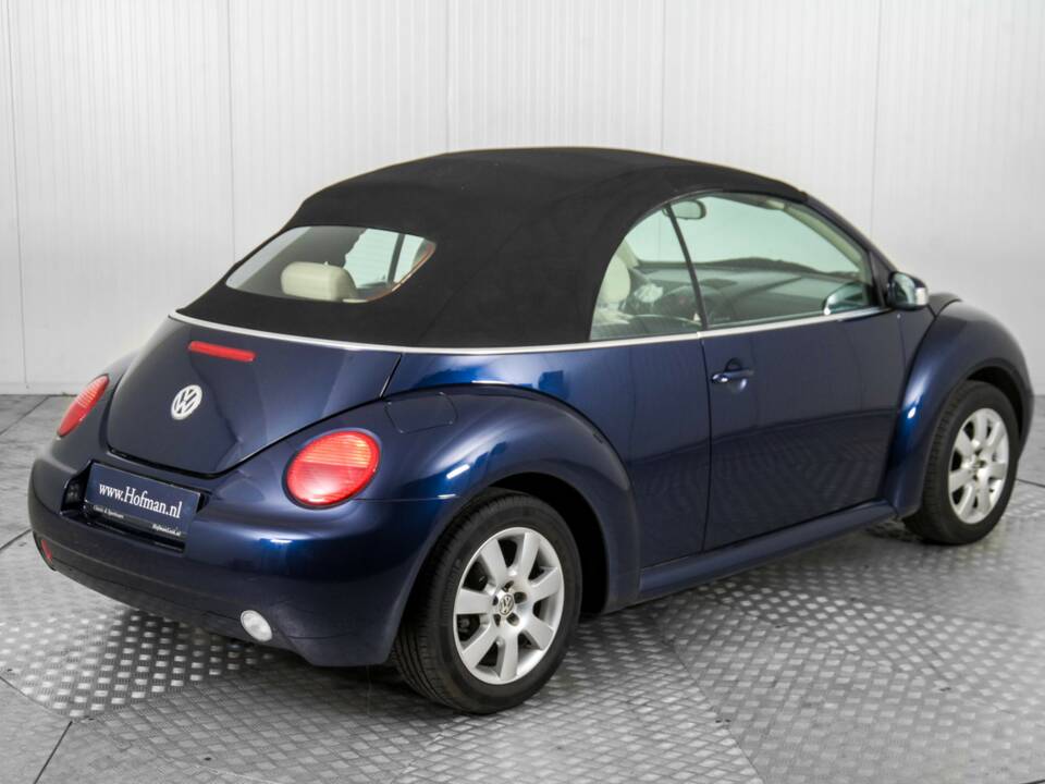 Immagine 49/50 di Volkswagen New Beetle 1.6 (2004)