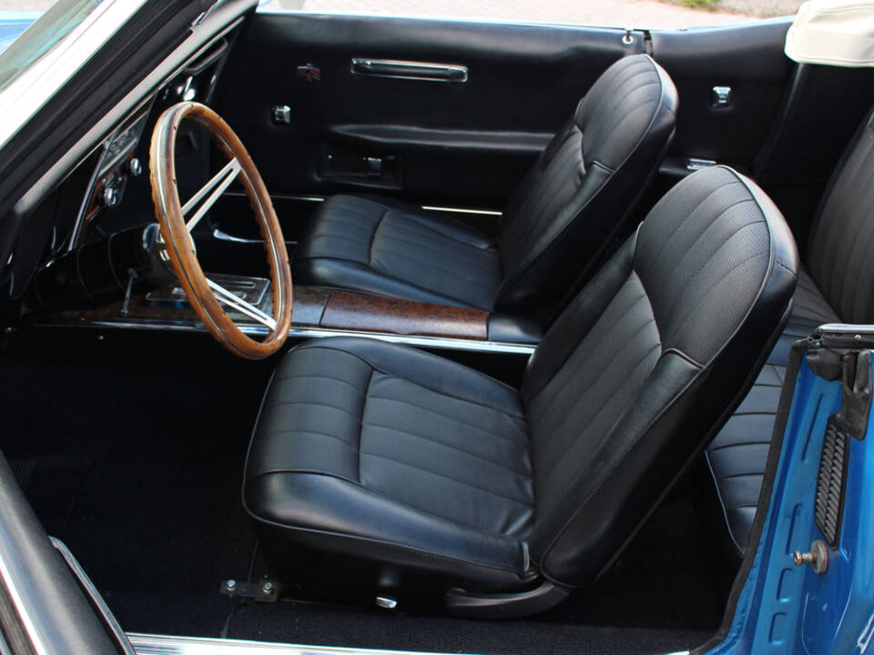 Afbeelding 17/24 van Pontiac Firebird Convertible (1968)
