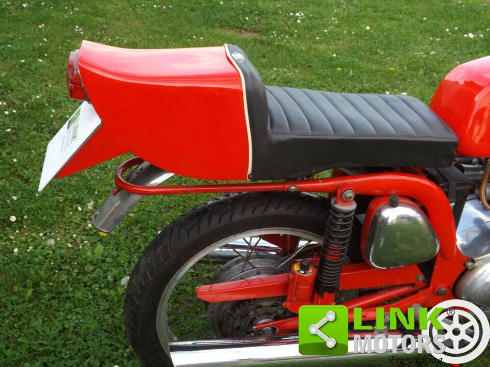 Image 10/10 of MV Agusta DUMMY (1972)