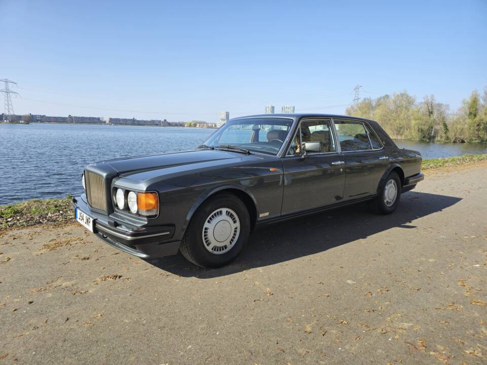 Image 2/33 of Bentley Turbo R lang (1992)