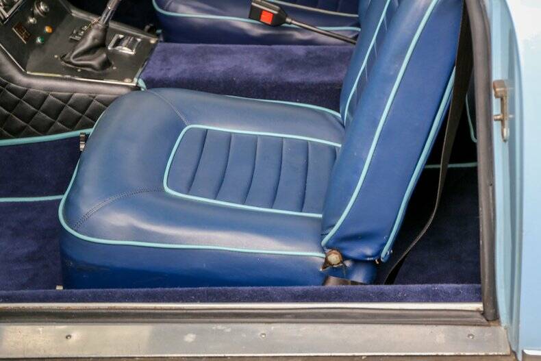 Image 18/50 of Gordon-Keeble GT (1964)