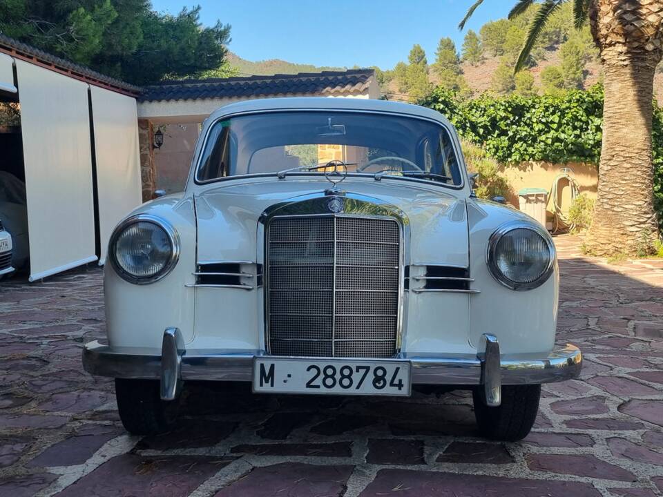 Bild 3/8 von Mercedes-Benz 190 b (1961)