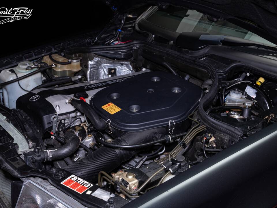 Bild 6/9 von Mercedes-Benz 300 CE-24 (1992)