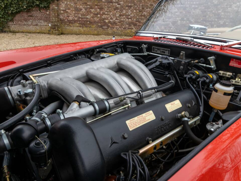 Image 31/50 de Mercedes-Benz 300 SL Roadster (1962)