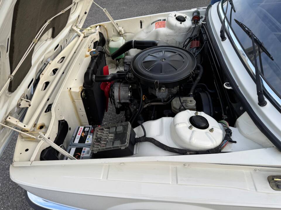 Bild 32/59 von BMW 518 (1980)