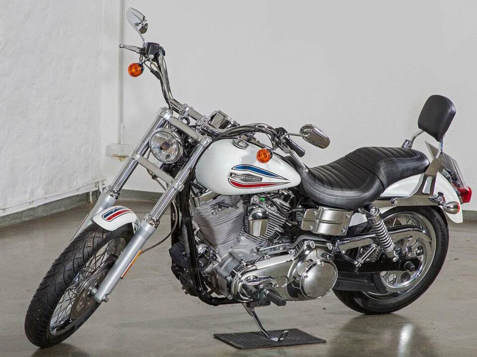 Image 1/31 of Harley-Davidson DUMMY (2005)