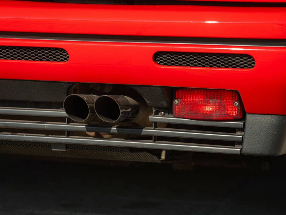 Image 33/50 of Ferrari 208 GTS Turbo (1986)