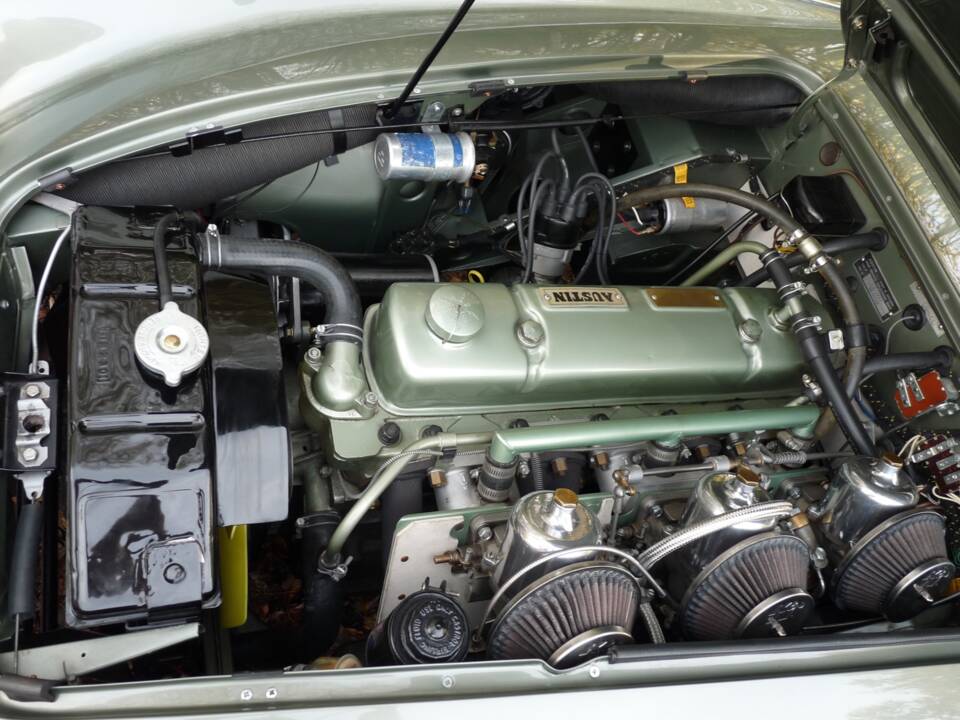 Image 31/32 of Austin-Healey 3000 Mk II (BT7) (1962)