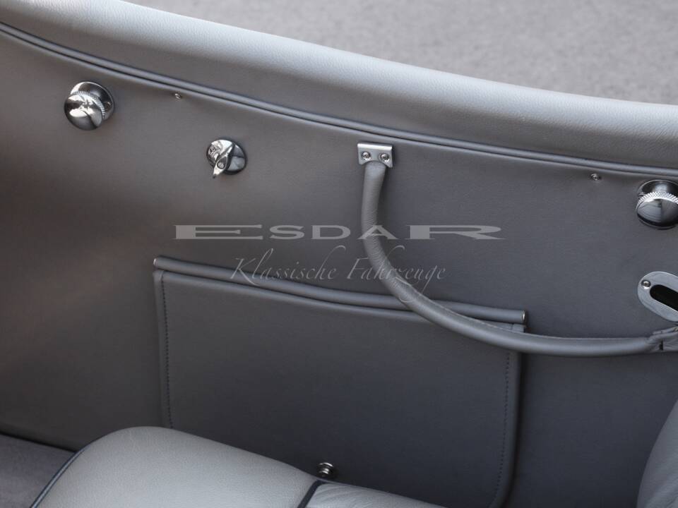 Image 9/24 de Jaguar XK 140 SE OTS (1957)