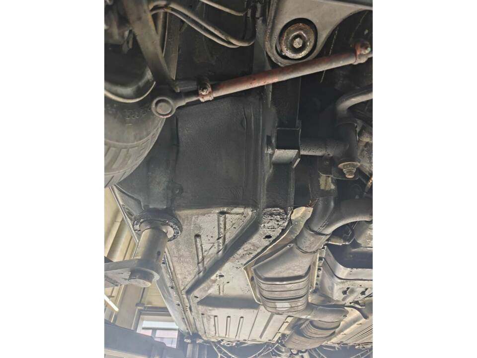 Image 35/50 de Mercedes-Benz 560 SL (1986)