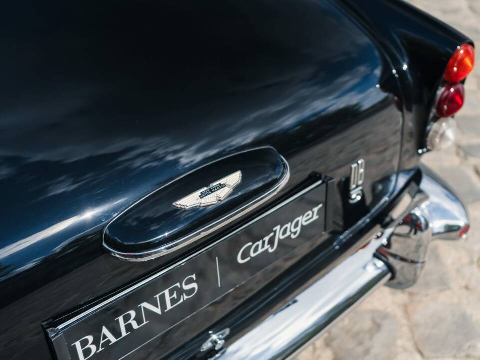 Afbeelding 32/75 van Aston Martin DB 5 Volante (1964)