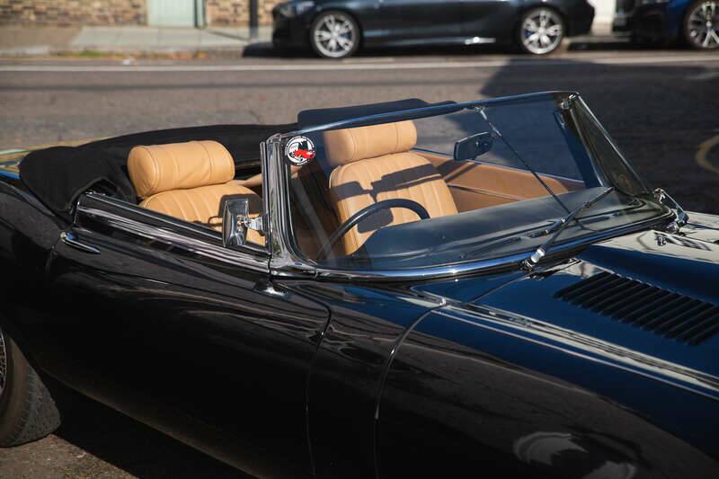 Bild 22/50 von Jaguar E-Type V12 (1973)