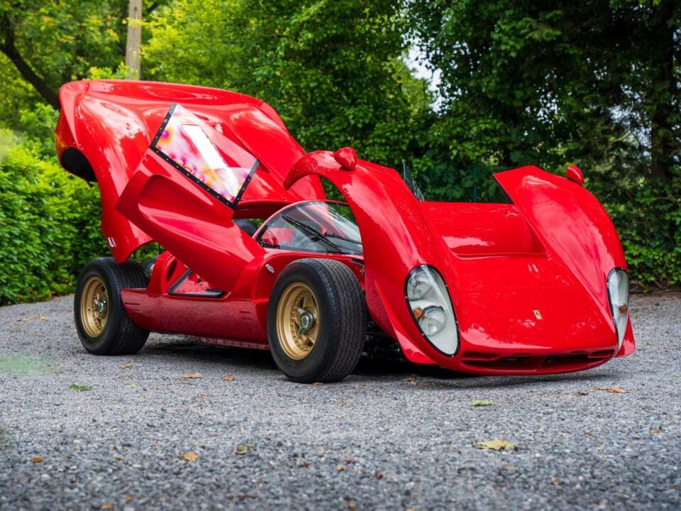 Immagine 10/21 di Ferrari 330 P4 Recreation (1978)