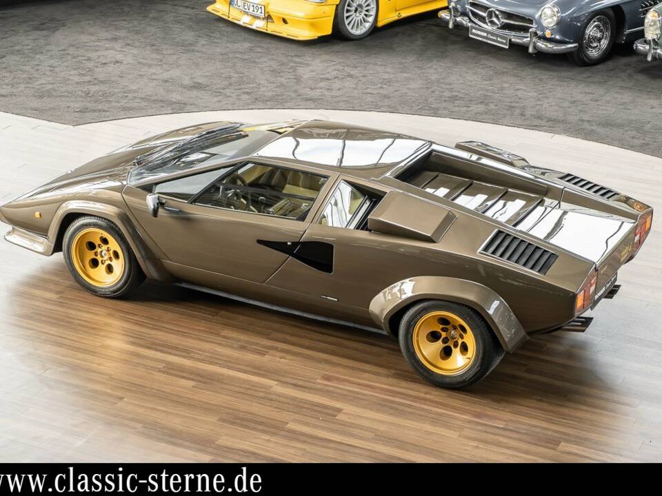Bild 10/15 von Lamborghini Countach 5000 S (1983)