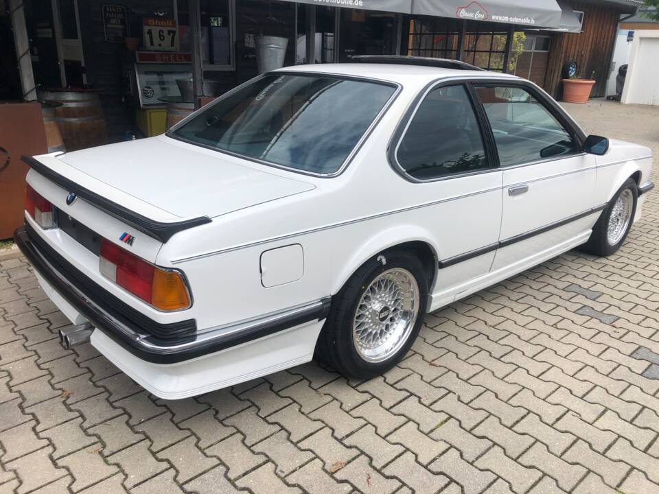 Bild 18/27 von BMW M 635 CSi (1986)