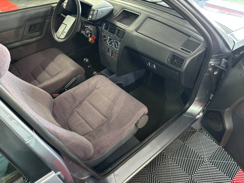 Bild 10/16 von Citroën BX 19 GT (1987)