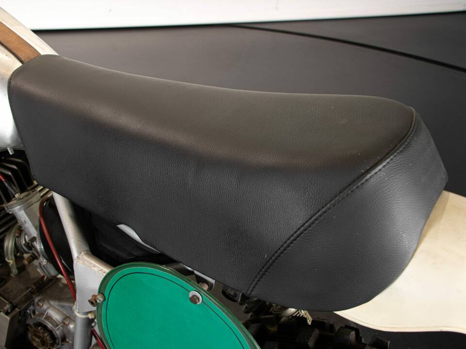 Image 29/30 de Beta CR 250 (1975)