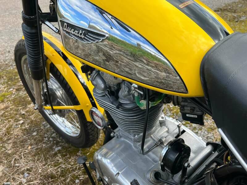 Afbeelding 5/21 van Ducati DUMMY (1974)