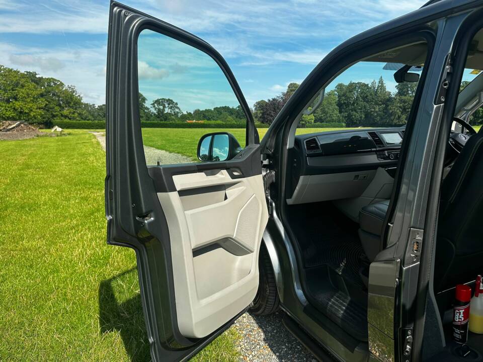 Imagen 28/57 de Volkswagen T6 Multivan 2.0 TDI (2019)