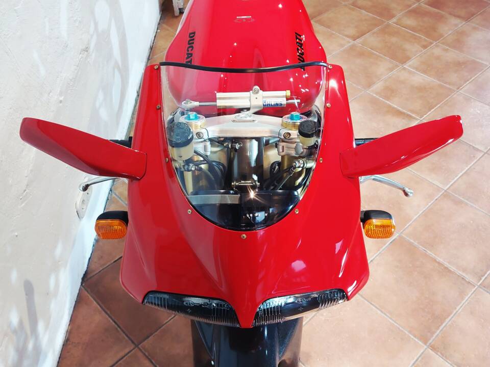 Immagine 14/40 di Ducati DUMMY (2002)