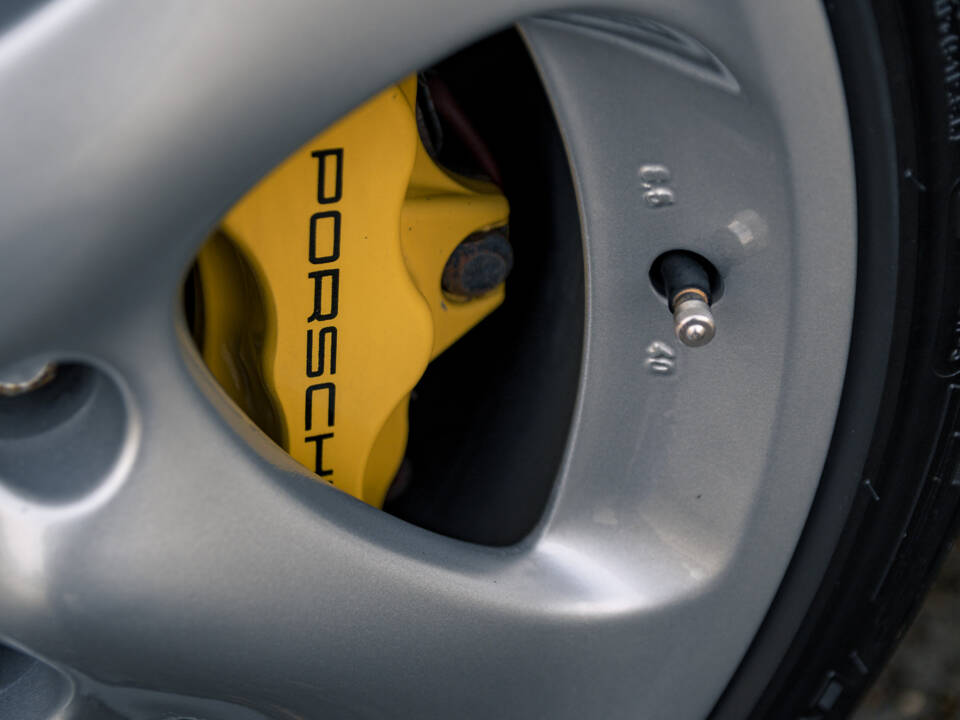 Imagen 27/61 de Porsche 911 GT2 Clubsport (2001)