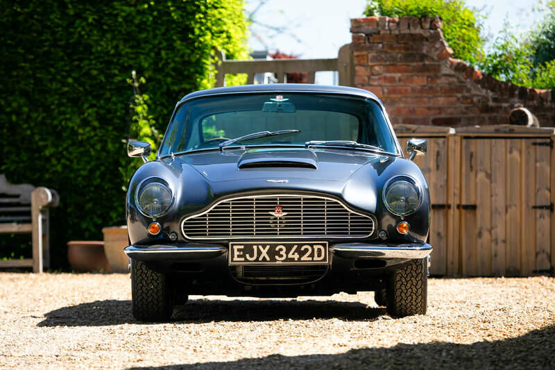 Afbeelding 9/47 van Aston Martin DB 6 Vantage (1966)