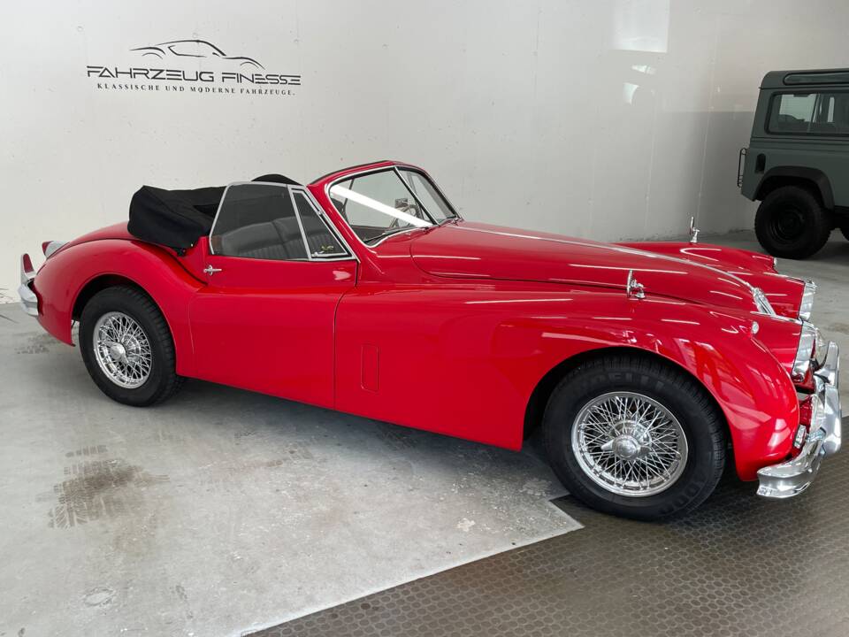 Imagen 8/38 de Jaguar XK 140 SE DHC (1955)