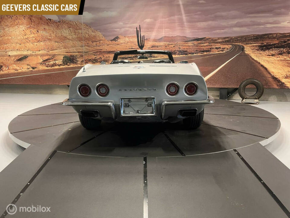 Image 18/50 of Chevrolet Corvette Stingray (1970)