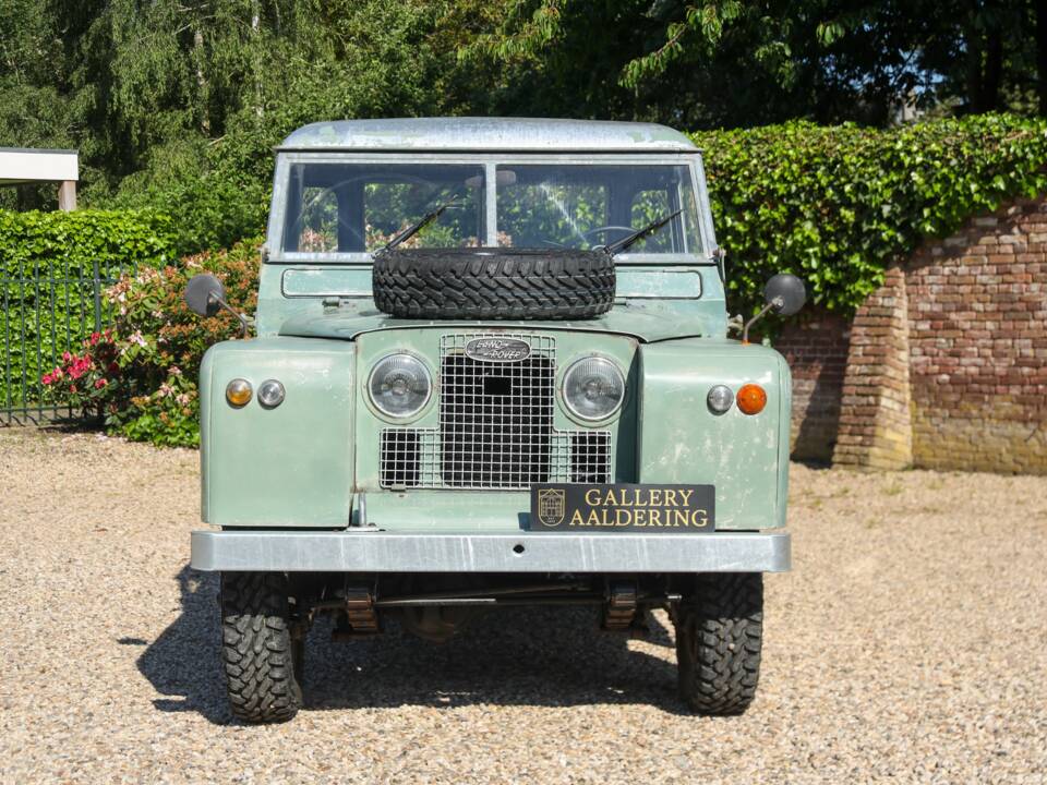 Image 10/50 of Land Rover 88 (1965)